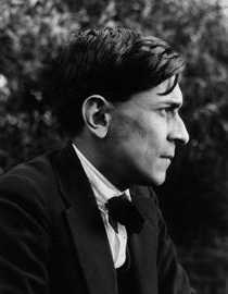 Jos&eacute; Carlos Mari&aacute;tegui (nacido en Moquegua, Per&uacute;, el 16 de julio de 1894, fallecido en Lima el 16 de abril de 1930)