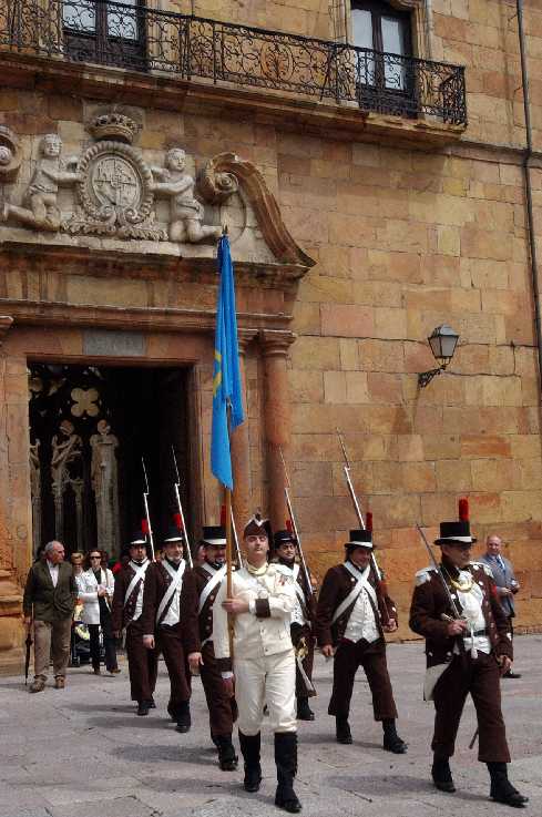 Conmemoraci&oacute;n en Oviedo del 25 de mayo de 1808 el 25 de mayo de 2007