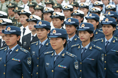 Ejército Popular de Liberación de China actualiza el modelo de uniforme de sus integrantes