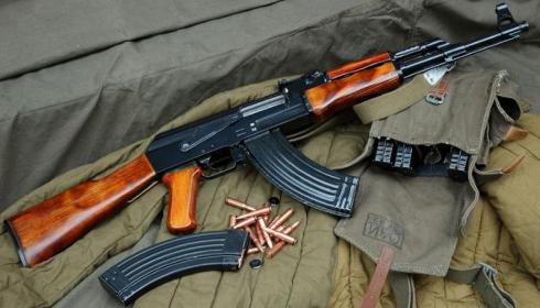 Kaláshnikov AK-47 Kaláshnikov AK-47