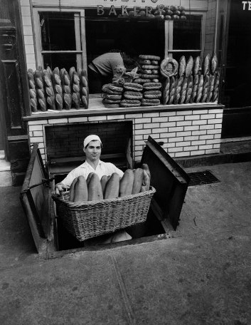 Berenice Abbott, Zito’s Bakery, Bleecker Street, Nueva York, 1937 Berenice Abbott, Zito’s Bakery, Bleecker Street, Nueva York, 1937