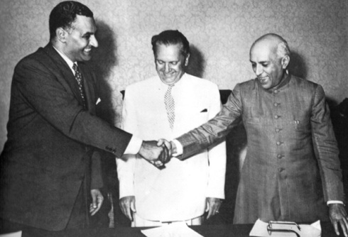 Nasser, Tito y Nehru: gli non allineati Nasser, Tito y Nehru: gli non allineati