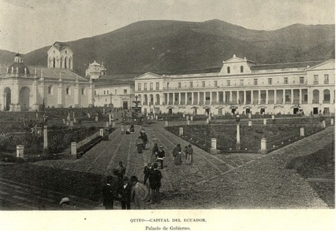 Plaza mayor de Quito