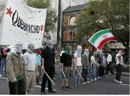 Agresión totalitaria Agresión totalitaria